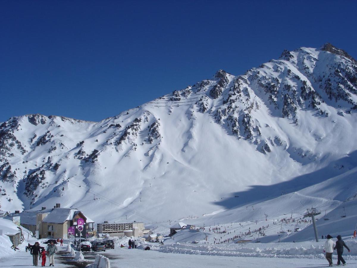 Appartement Au Pied Des Pistes La Mongie Exteriör bild
